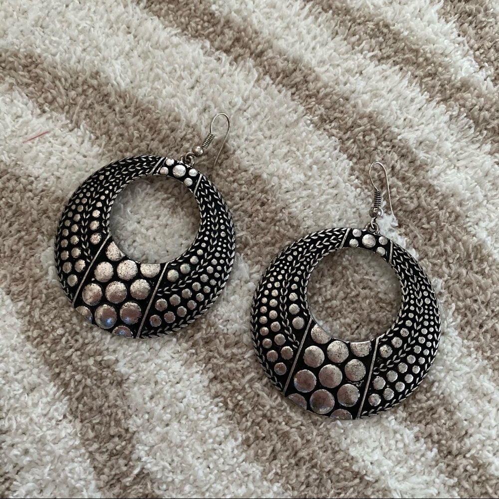 Dangle earrings - Picture 4 of 5